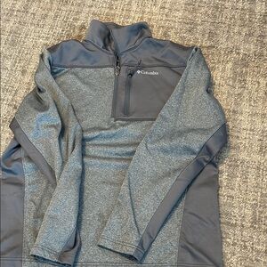 Columbia Two-Tone Gray Pullover
